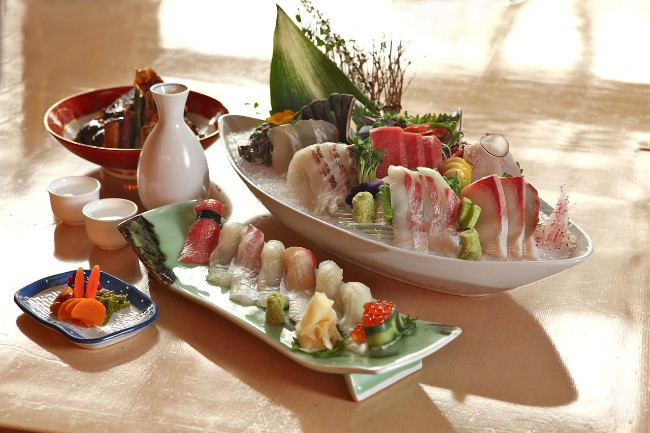 sushi-sashimi-japan